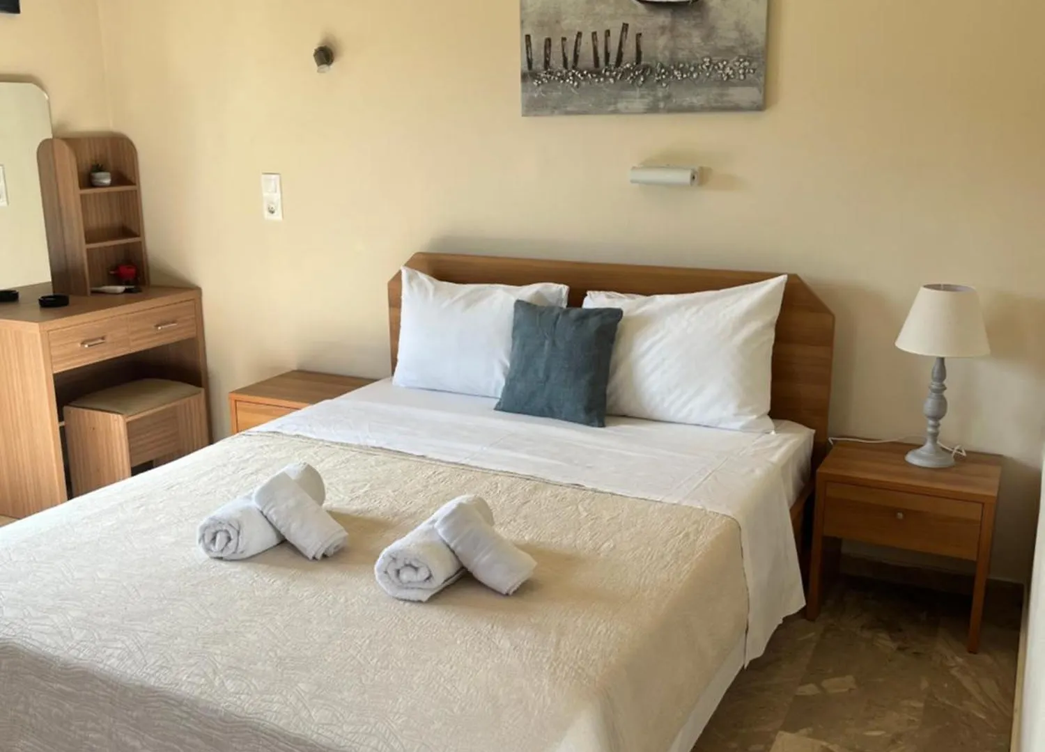 Frank Apartments Amoudara